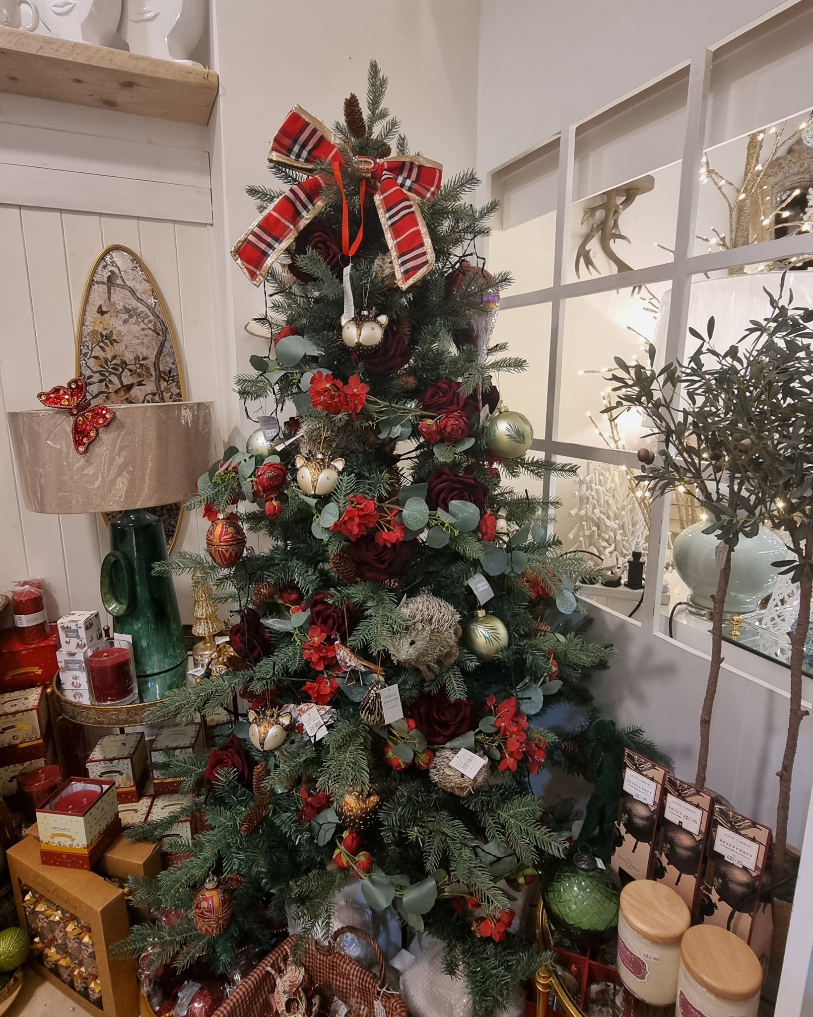 Christmas-tree-gorey-lilybloom